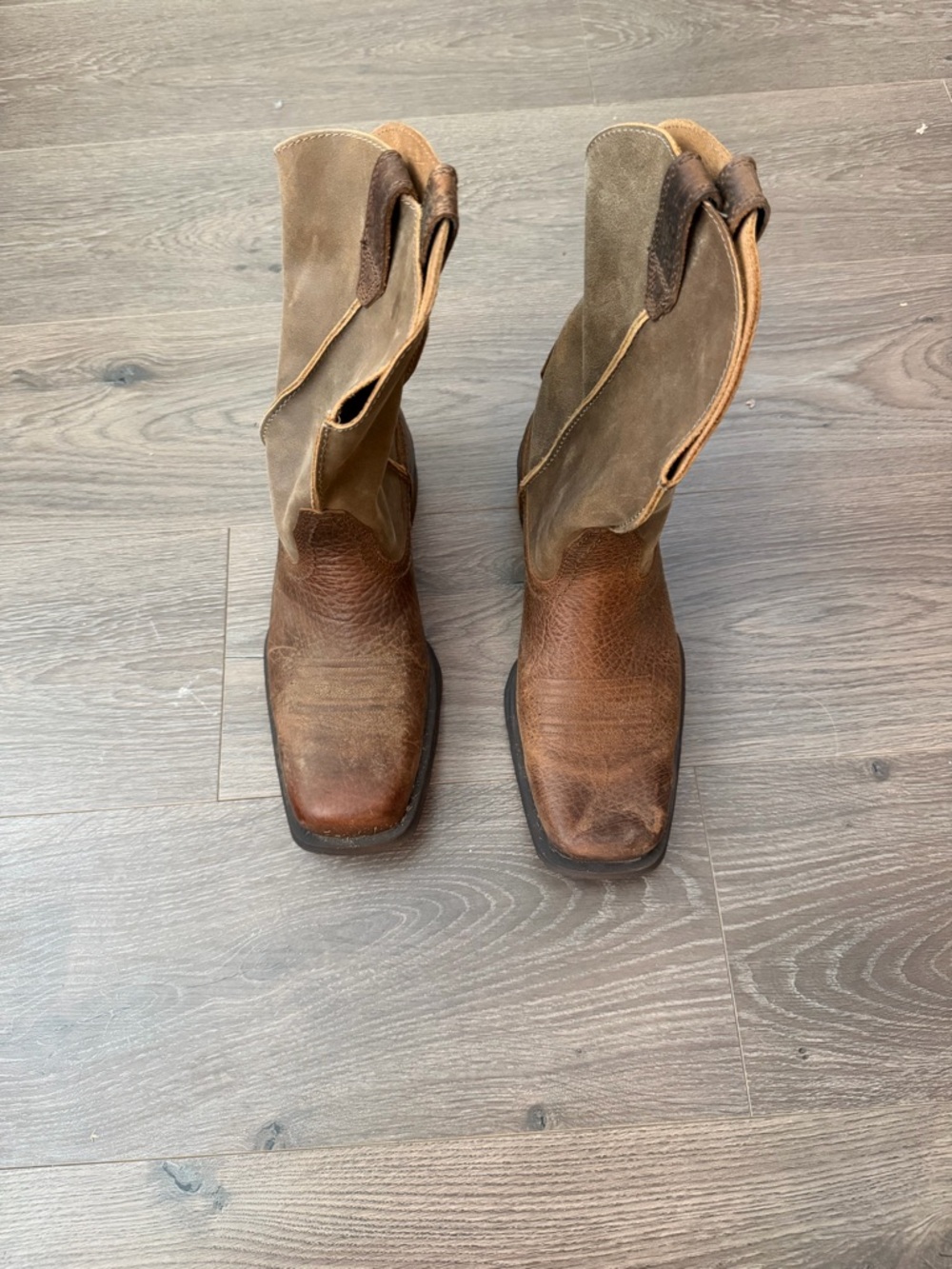 Ariat Men’s Brown Leather Western Work Boots